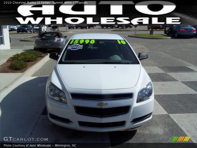 Summit White / Titanium 2010 Chevrolet Malibu LS Sedan