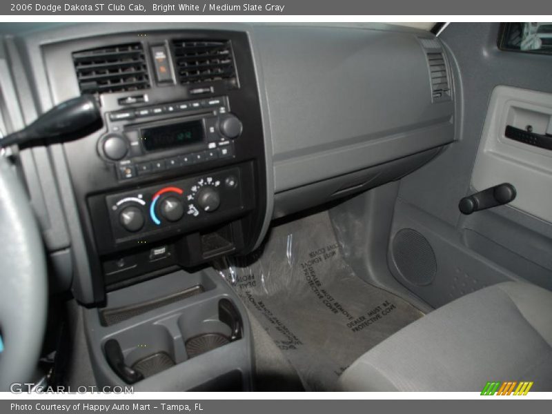 Bright White / Medium Slate Gray 2006 Dodge Dakota ST Club Cab