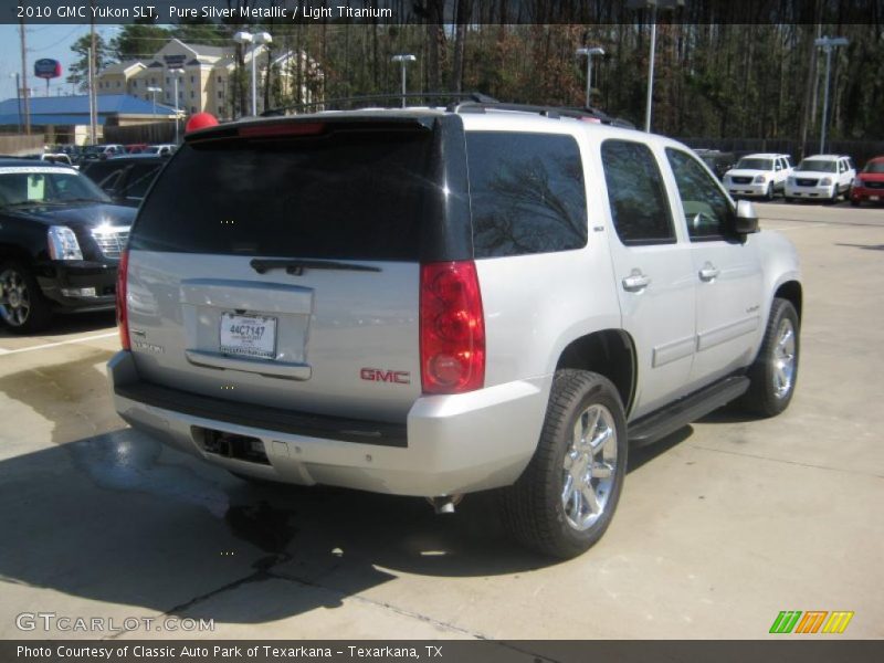 Pure Silver Metallic / Light Titanium 2010 GMC Yukon SLT