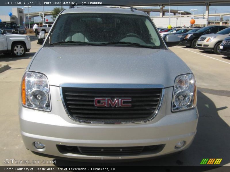 Pure Silver Metallic / Light Titanium 2010 GMC Yukon SLT