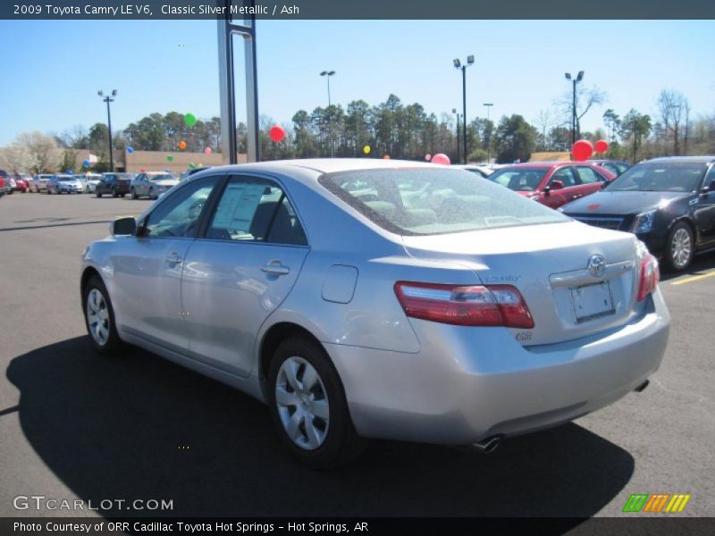 Classic Silver Metallic / Ash 2009 Toyota Camry LE V6