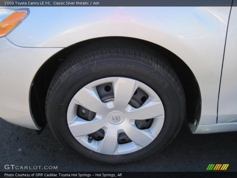 Classic Silver Metallic / Ash 2009 Toyota Camry LE V6