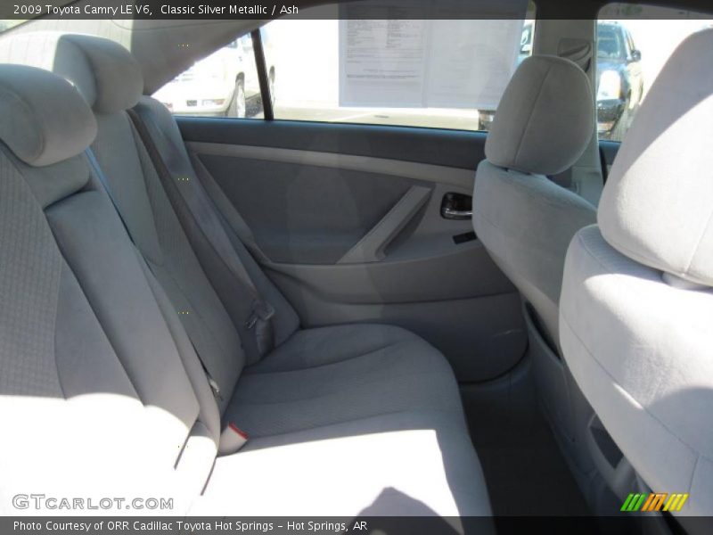 Classic Silver Metallic / Ash 2009 Toyota Camry LE V6