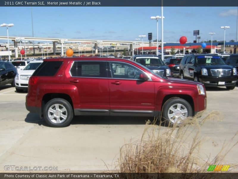 Merlot Jewel Metallic / Jet Black 2011 GMC Terrain SLE