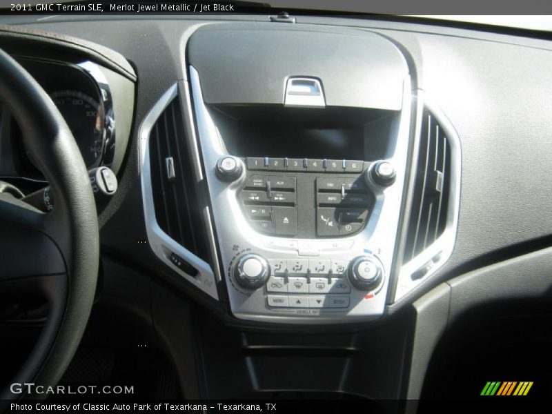 Merlot Jewel Metallic / Jet Black 2011 GMC Terrain SLE