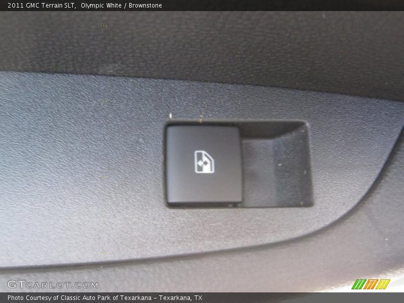 Olympic White / Brownstone 2011 GMC Terrain SLT