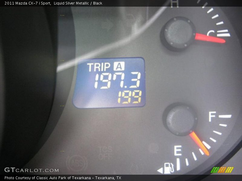 Liquid Silver Metallic / Black 2011 Mazda CX-7 i Sport