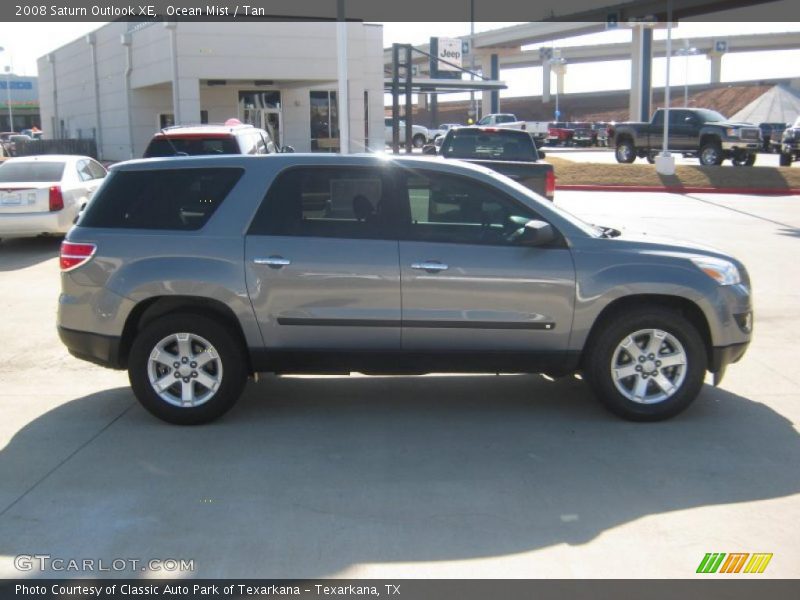 Ocean Mist / Tan 2008 Saturn Outlook XE