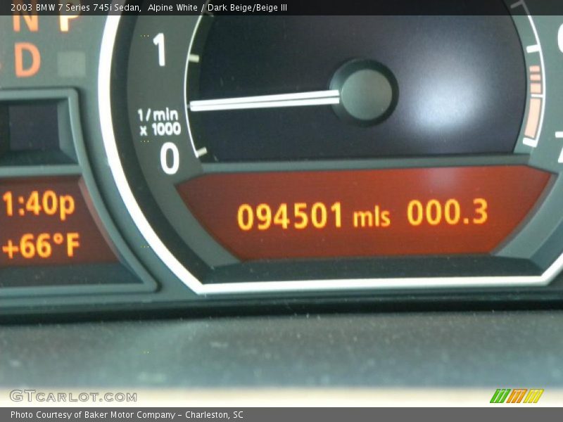 Alpine White / Dark Beige/Beige III 2003 BMW 7 Series 745i Sedan