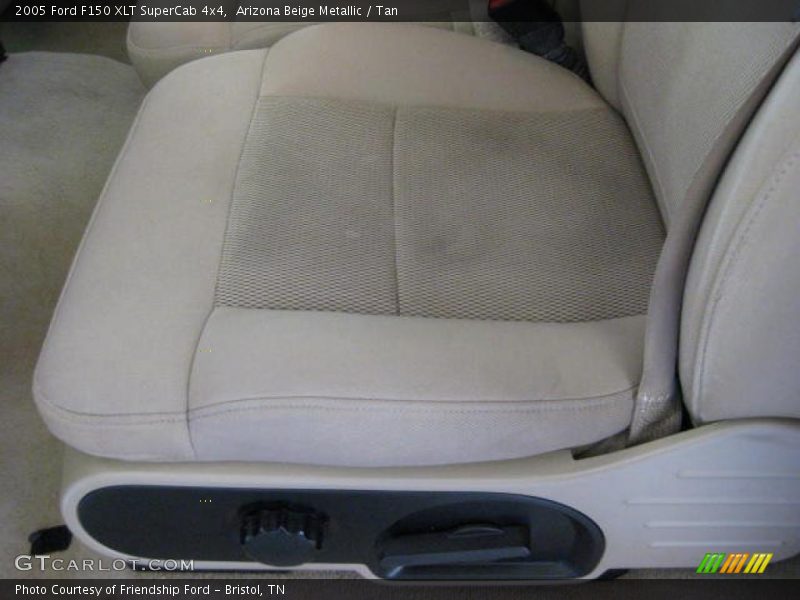 Arizona Beige Metallic / Tan 2005 Ford F150 XLT SuperCab 4x4