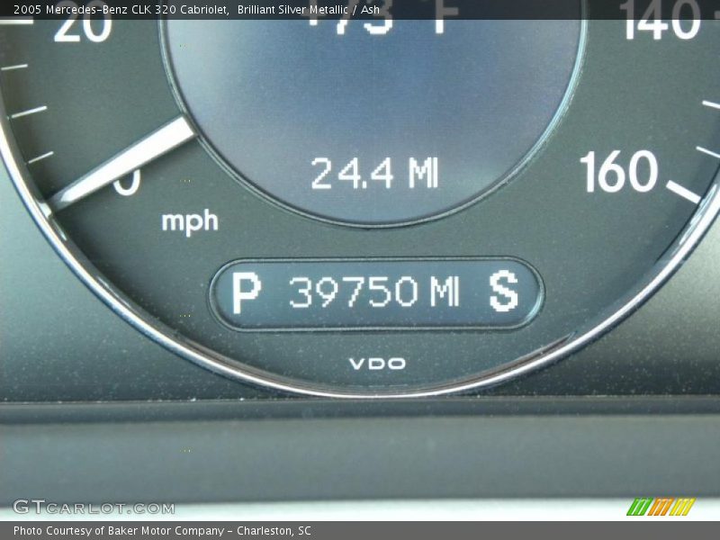 Brilliant Silver Metallic / Ash 2005 Mercedes-Benz CLK 320 Cabriolet
