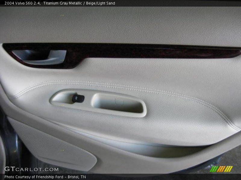 Titanium Gray Metallic / Beige/Light Sand 2004 Volvo S60 2.4