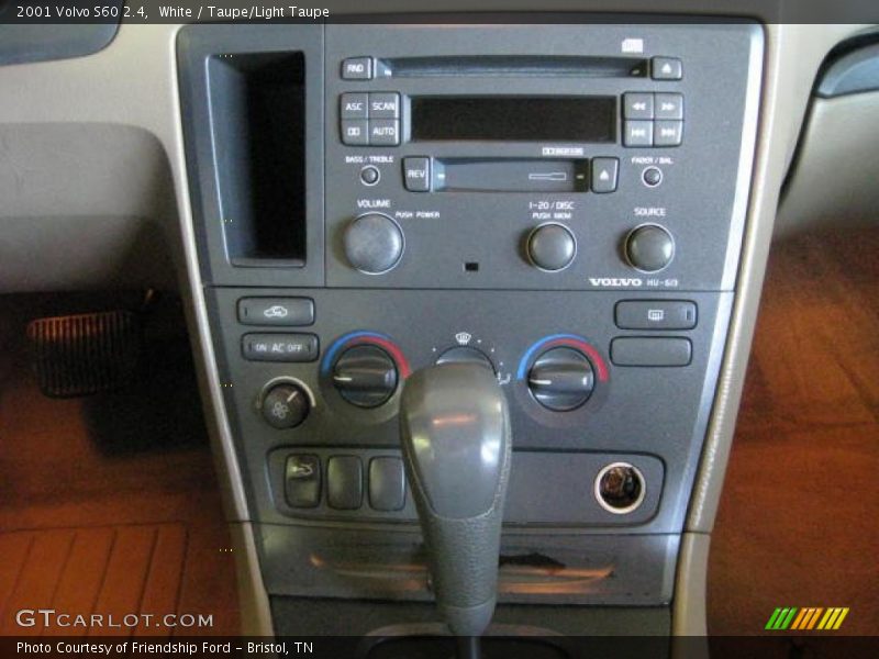 White / Taupe/Light Taupe 2001 Volvo S60 2.4