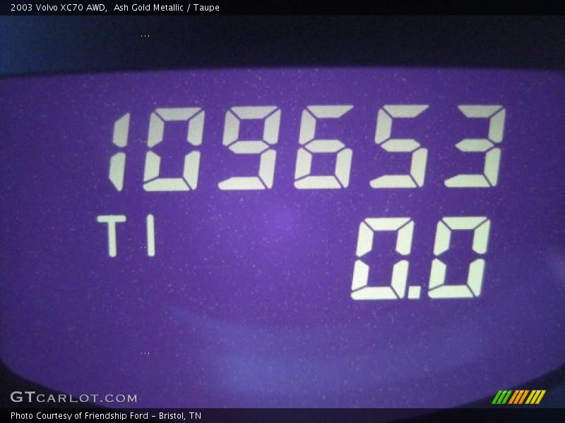 Ash Gold Metallic / Taupe 2003 Volvo XC70 AWD