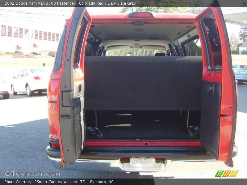 Colorado Red / Dark Slate Gray 2002 Dodge Ram Van 3500 Passenger