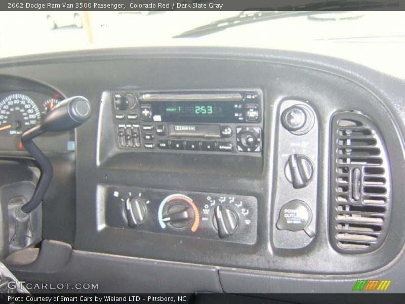 Colorado Red / Dark Slate Gray 2002 Dodge Ram Van 3500 Passenger