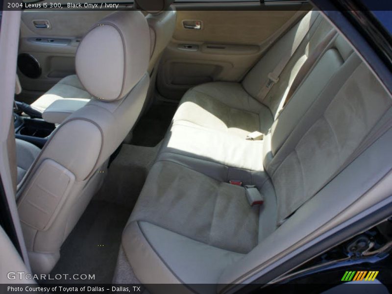 Black Onyx / Ivory 2004 Lexus IS 300