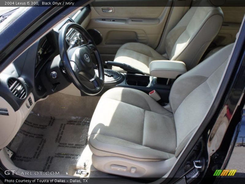 Black Onyx / Ivory 2004 Lexus IS 300