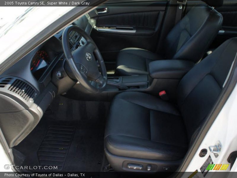 Super White / Dark Gray 2005 Toyota Camry SE