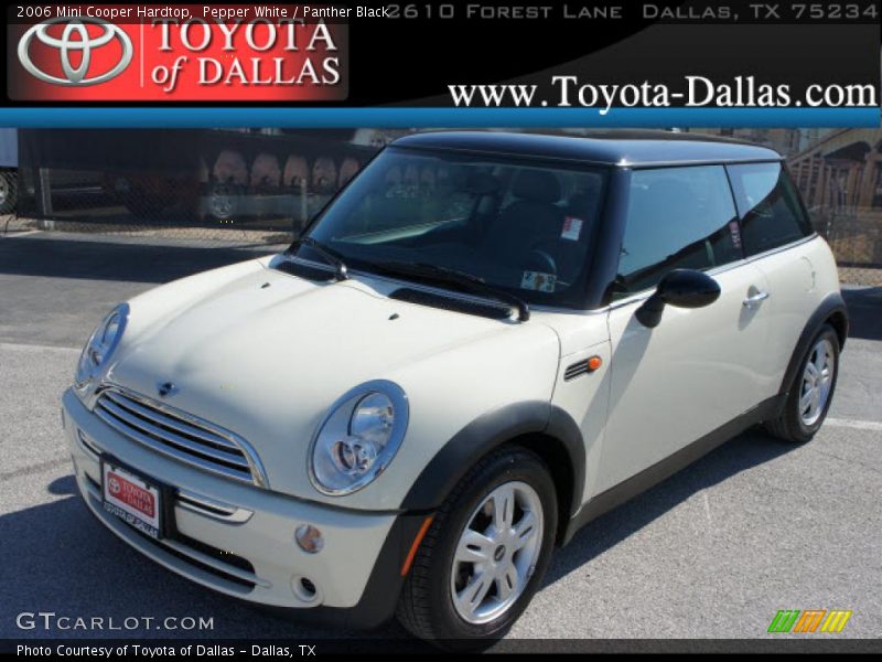 Pepper White / Panther Black 2006 Mini Cooper Hardtop