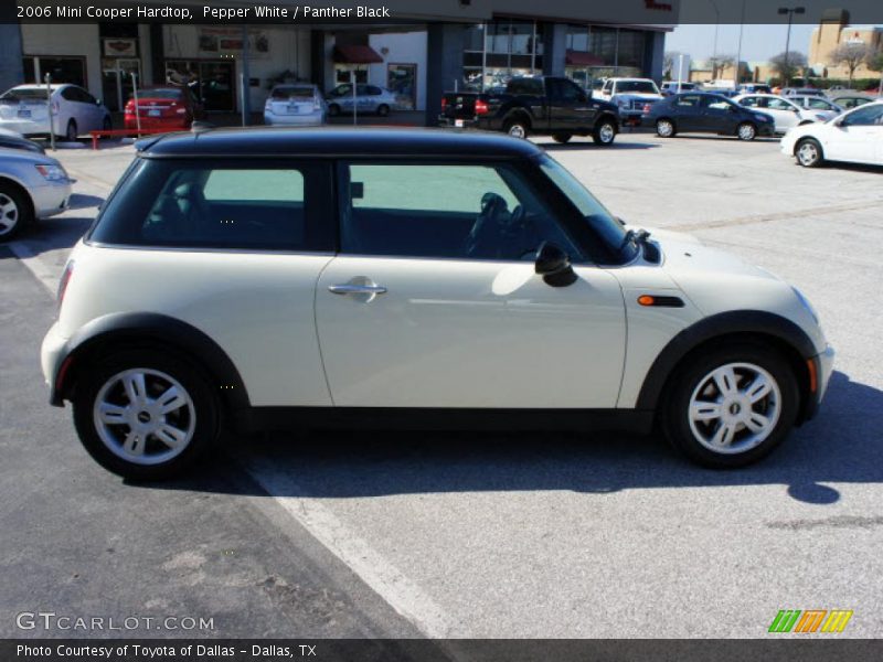 Pepper White / Panther Black 2006 Mini Cooper Hardtop