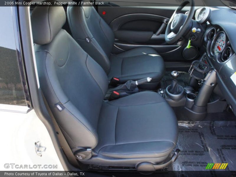 Pepper White / Panther Black 2006 Mini Cooper Hardtop