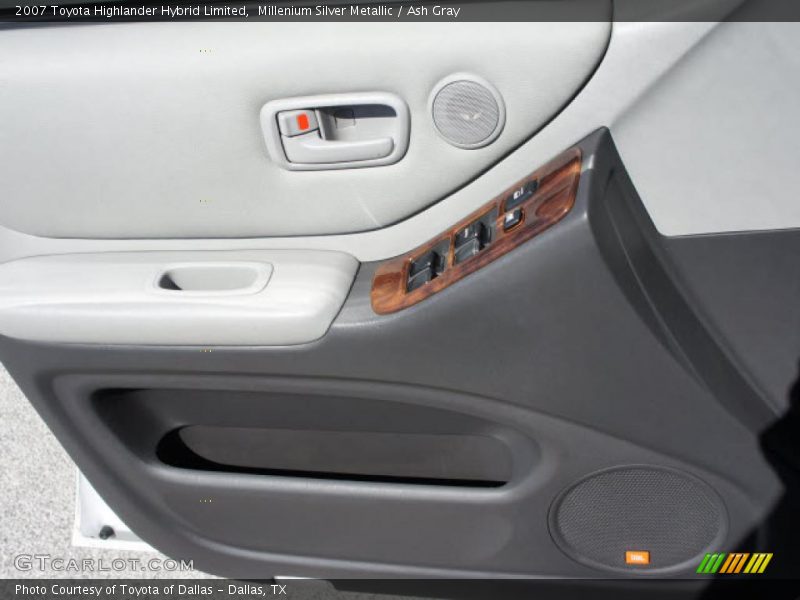 Door Panel of 2007 Highlander Hybrid Limited