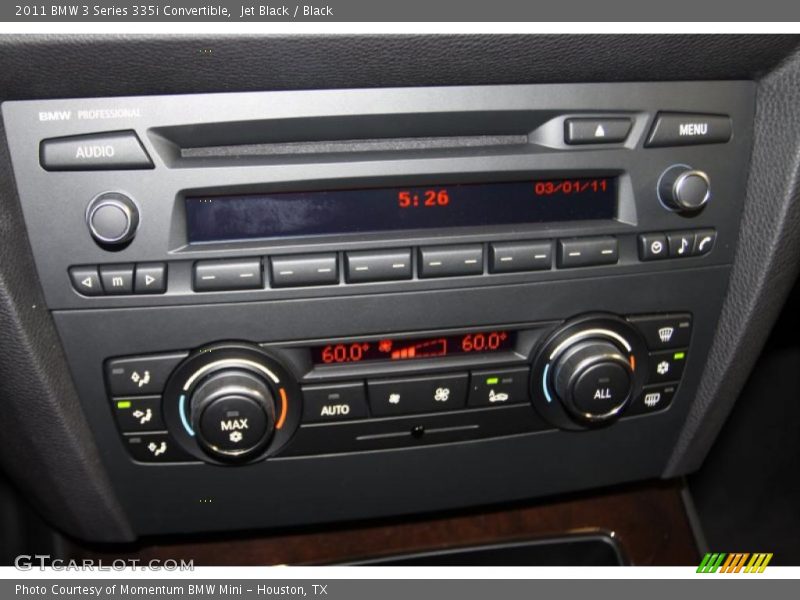 Controls of 2011 3 Series 335i Convertible