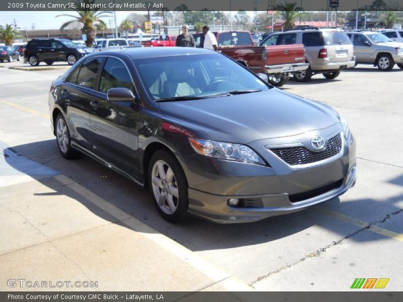 Magnetic Gray Metallic / Ash 2009 Toyota Camry SE