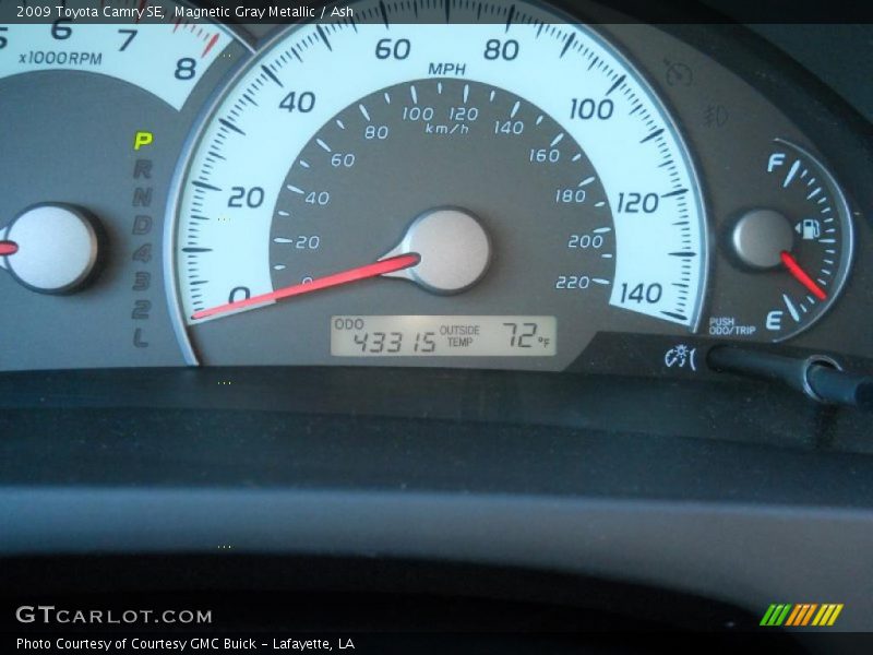 Magnetic Gray Metallic / Ash 2009 Toyota Camry SE