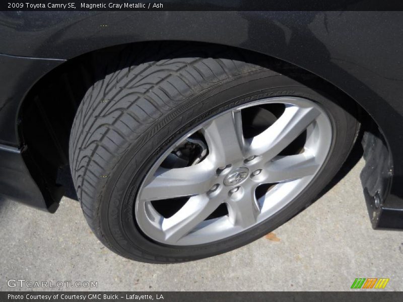 Magnetic Gray Metallic / Ash 2009 Toyota Camry SE