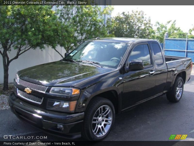 Front 3/4 View of 2011 Colorado LT Extended Cab