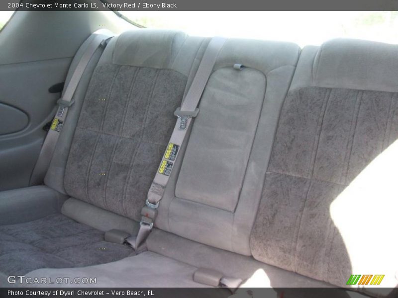 Victory Red / Ebony Black 2004 Chevrolet Monte Carlo LS