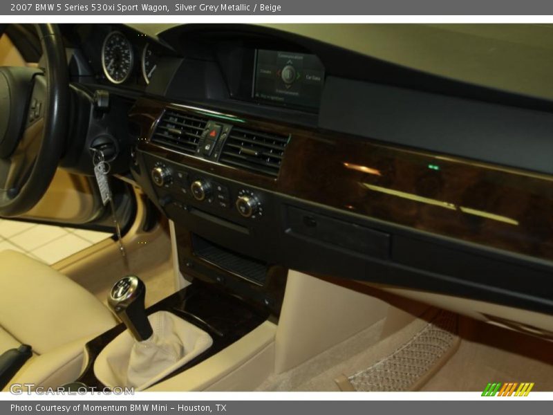 Silver Grey Metallic / Beige 2007 BMW 5 Series 530xi Sport Wagon