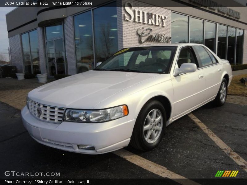 White Lightning / Shale 2004 Cadillac Seville SLS
