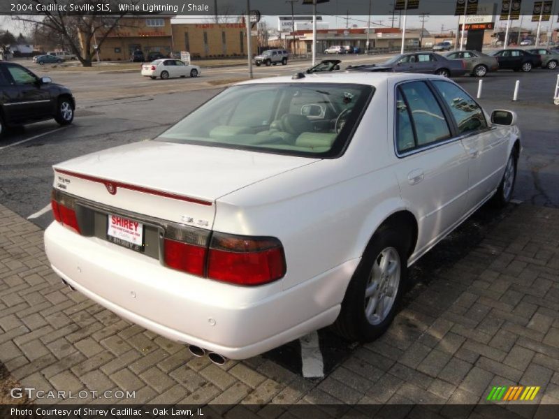 White Lightning / Shale 2004 Cadillac Seville SLS