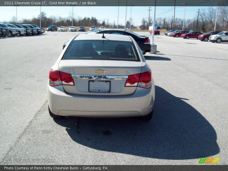 Gold Mist Metallic / Jet Black 2011 Chevrolet Cruze LT