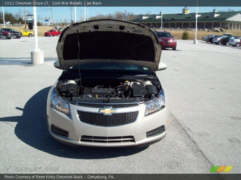 Gold Mist Metallic / Jet Black 2011 Chevrolet Cruze LT