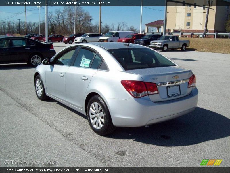 Silver Ice Metallic / Medium Titanium 2011 Chevrolet Cruze LT