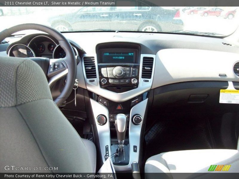 Silver Ice Metallic / Medium Titanium 2011 Chevrolet Cruze LT