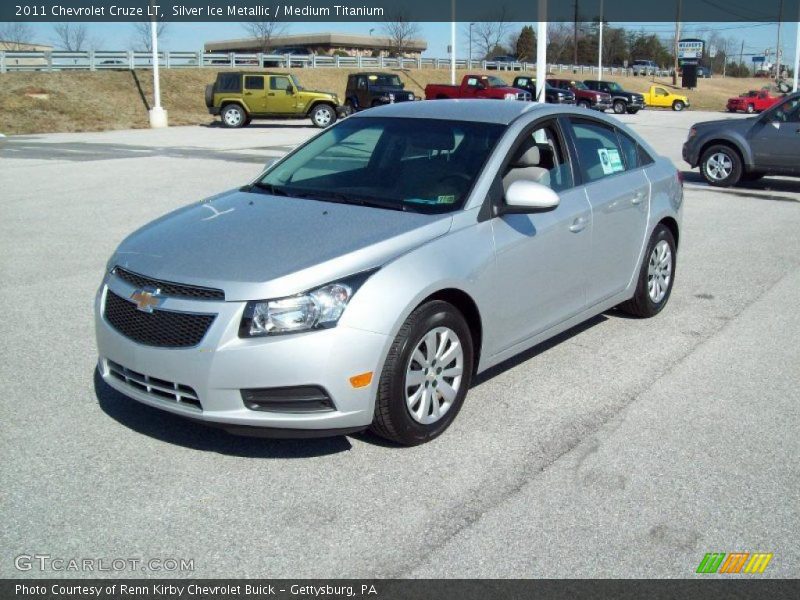 Silver Ice Metallic / Medium Titanium 2011 Chevrolet Cruze LT