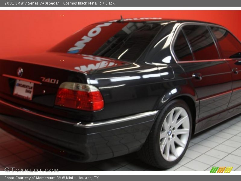 Cosmos Black Metallic / Black 2001 BMW 7 Series 740i Sedan