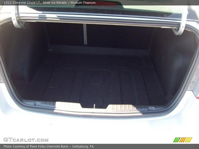 Silver Ice Metallic / Medium Titanium 2011 Chevrolet Cruze LT