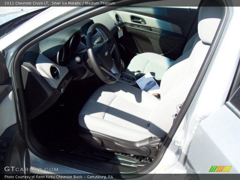 Silver Ice Metallic / Medium Titanium 2011 Chevrolet Cruze LT