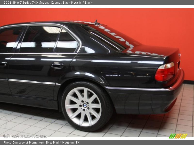 Cosmos Black Metallic / Black 2001 BMW 7 Series 740i Sedan