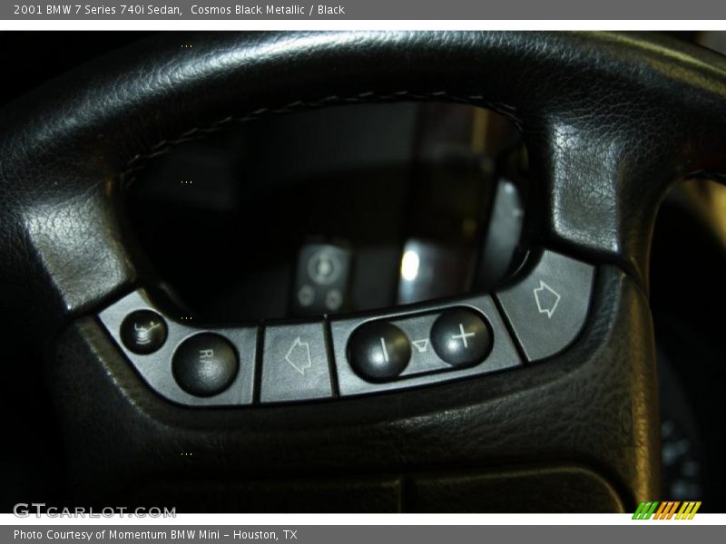 Controls of 2001 7 Series 740i Sedan