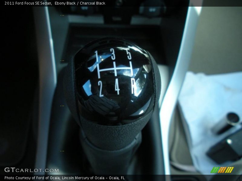 Ebony Black / Charcoal Black 2011 Ford Focus SE Sedan