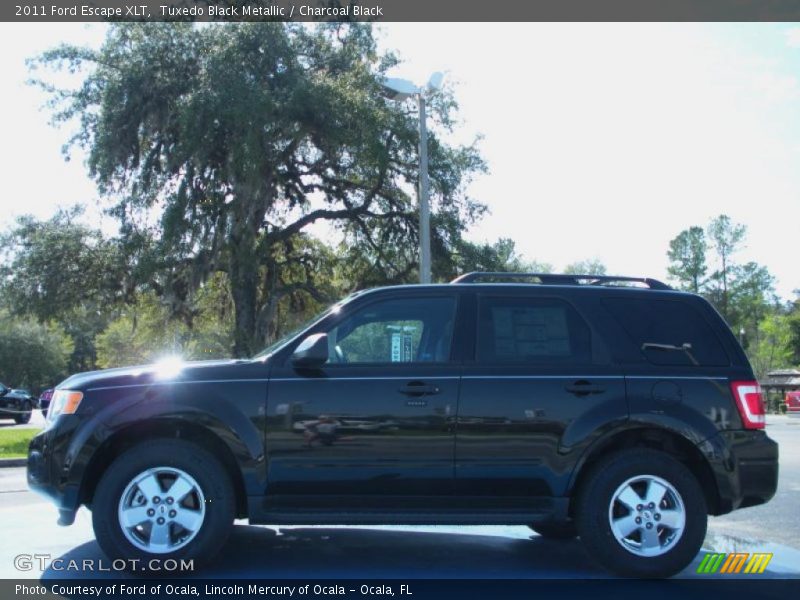 Tuxedo Black Metallic / Charcoal Black 2011 Ford Escape XLT