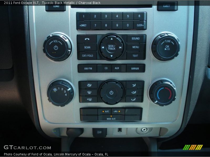 Tuxedo Black Metallic / Charcoal Black 2011 Ford Escape XLT