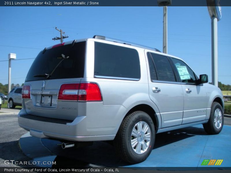  2011 Navigator 4x2 Ingot Silver Metallic